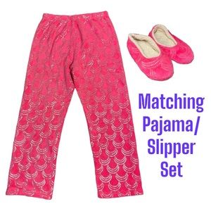 Hot Pink & Silver Fleece Pajama Bottoms & Matching Slippers Set